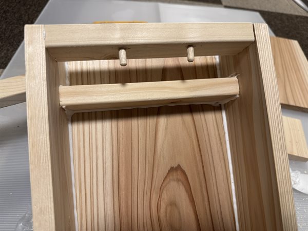 壁に取り付ける方法